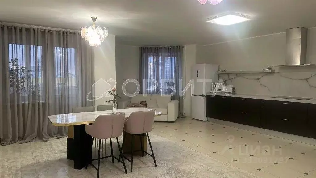 3-к кв. Тюменская область, Тюмень ул. Максима Горького, 55 (104.7 м) - Фото 1