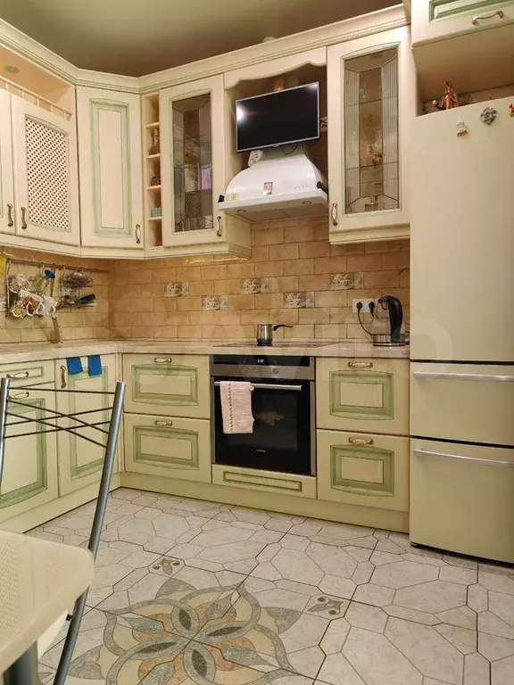 1-к. квартира, 38 м, 4/6 эт. - Фото 0