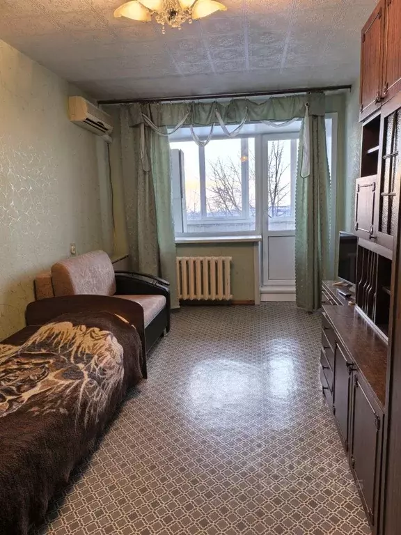 1-к кв. Татарстан, Нижнекамск просп. Химиков, 2 (36.0 м) - Фото 1