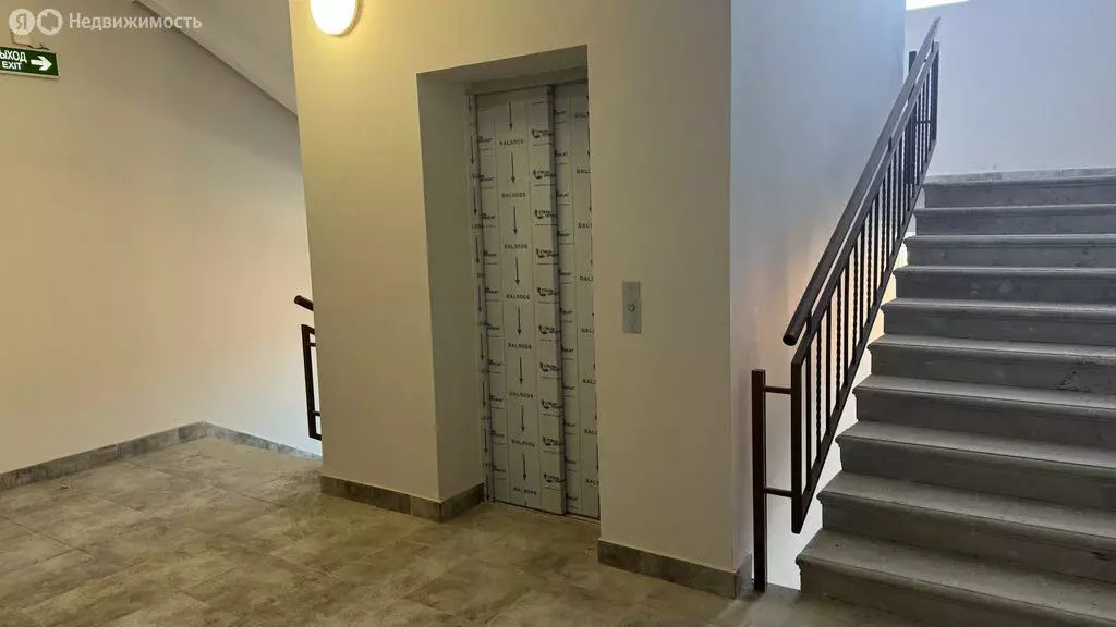 2-комнатная квартира: Владикавказ, улица Хадарцева, 41 (70 м) - Фото 2