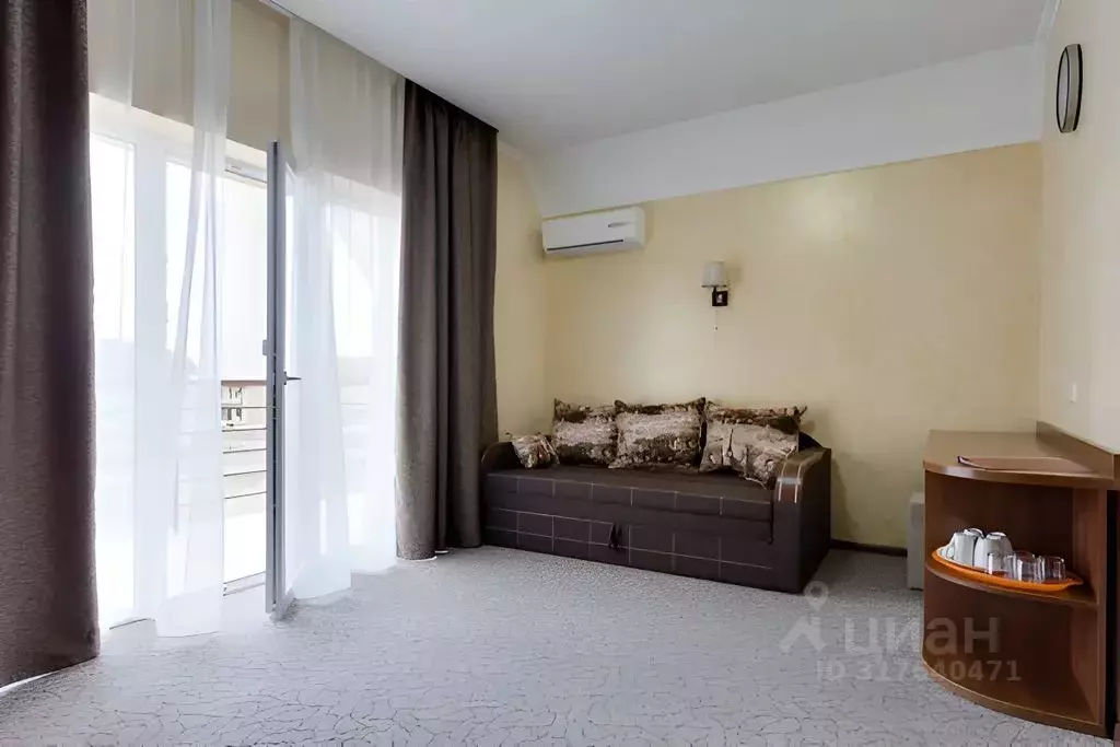Комната Крым, Сакский район, Новофедоровка пгт ул. Прибрежная, 20 - Фото 1