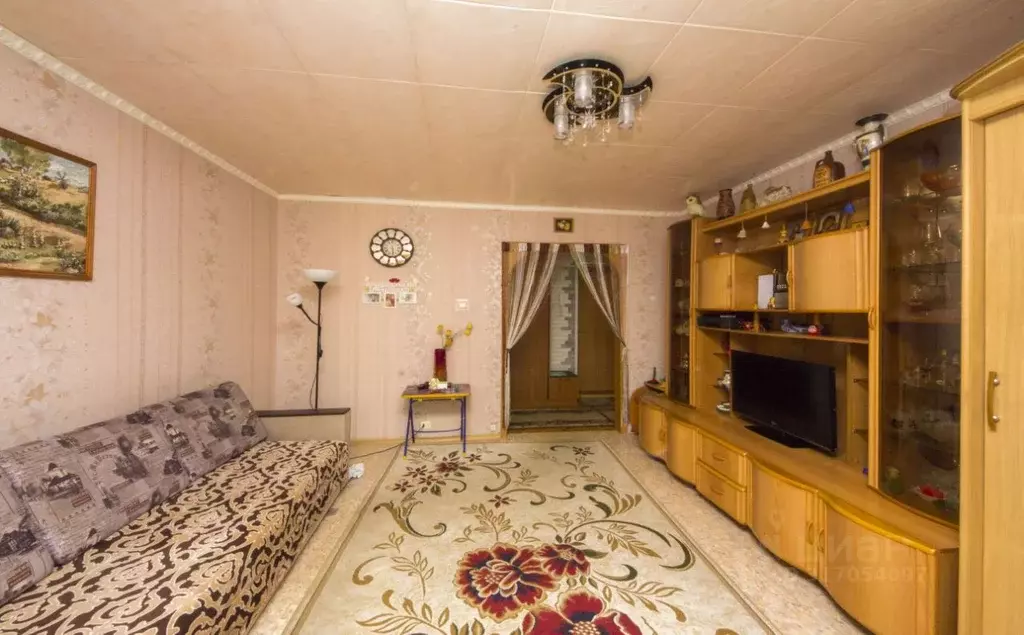 3-к кв. Омская область, Омск Мельничная ул., 91 (73.7 м) - Фото 1