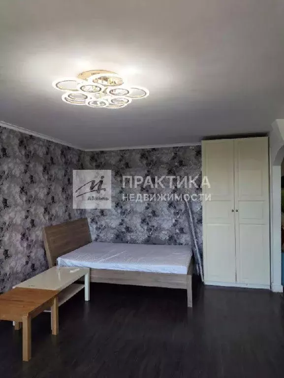 Продается 3-комнатная квартира - Фото 2