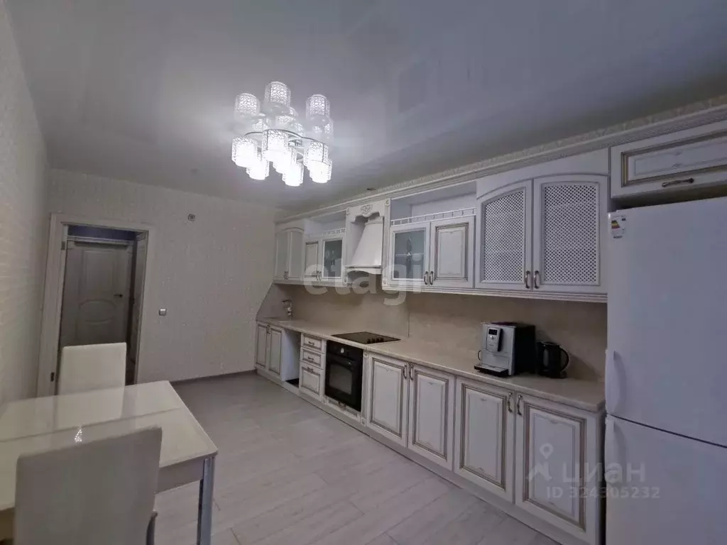 3-к кв. Ханты-Мансийский АО, Сургут тракт Югорский, 4 (81.6 м) - Фото 2