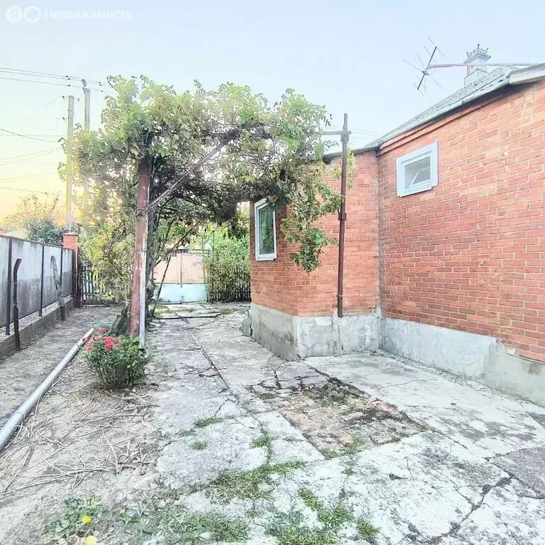 Дом в Крымск, Октябрьская улица (76.1 м) - Фото 1