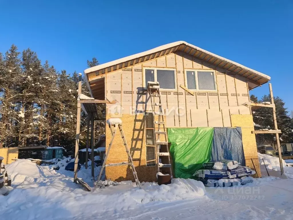 Дом в Карелия, Пряжинский район, пос. Матросы Набережная ул. (160 м) - Фото 1