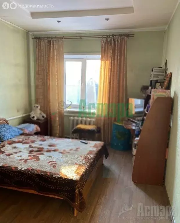 Дом в посёлок городского типа Атамановка, 1-я Ерничная улица (70 м) - Фото 2