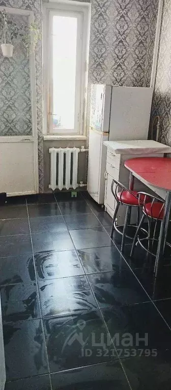 2-к кв. Севастополь просп. Октябрьской Революции, 23к1 (60.0 м) - Фото 0