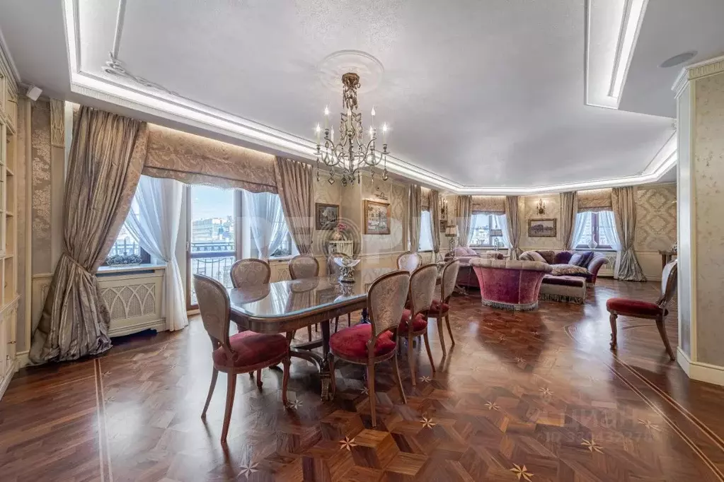 5-к кв. Москва Тверская ул., 28к2 (417.7 м) - Фото 1