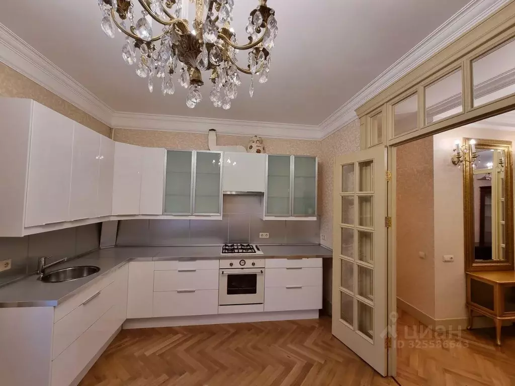 3-к кв. Башкортостан, Уфа ул. Ленина, 2 (100.0 м) - Фото 1