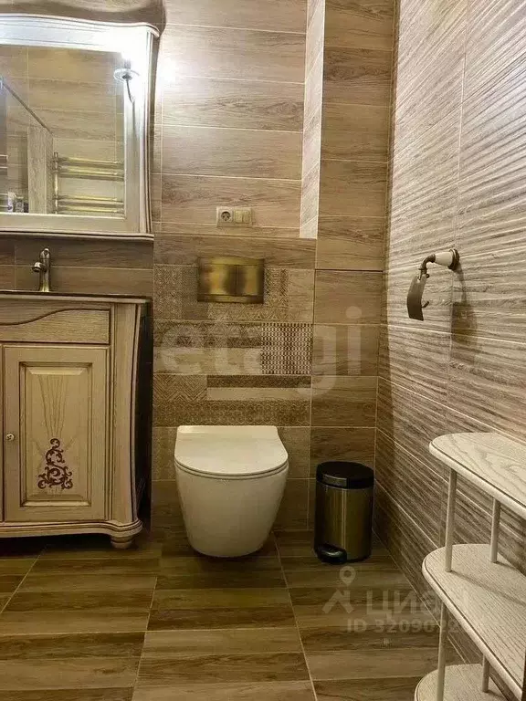 3-к кв. Ростовская область, Азов Азовский район, ул. Дзержинского, 47А ... - Фото 0