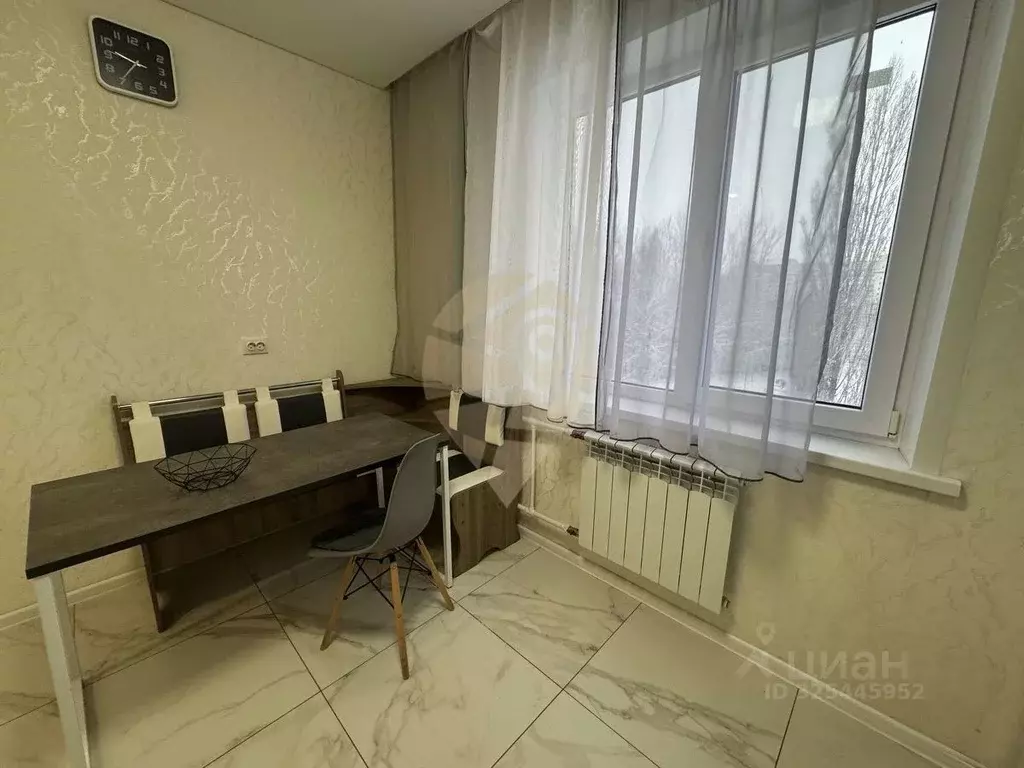 1-к кв. Белгородская область, Старый Оскол ул. Свердлова, 11 (37.0 м) - Фото 2