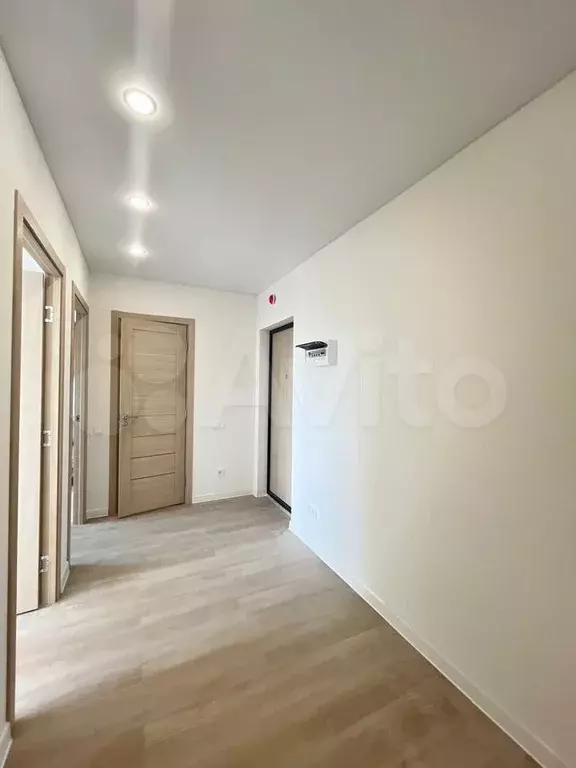 3-к. квартира, 70 м, 3/14 эт. - Фото 0