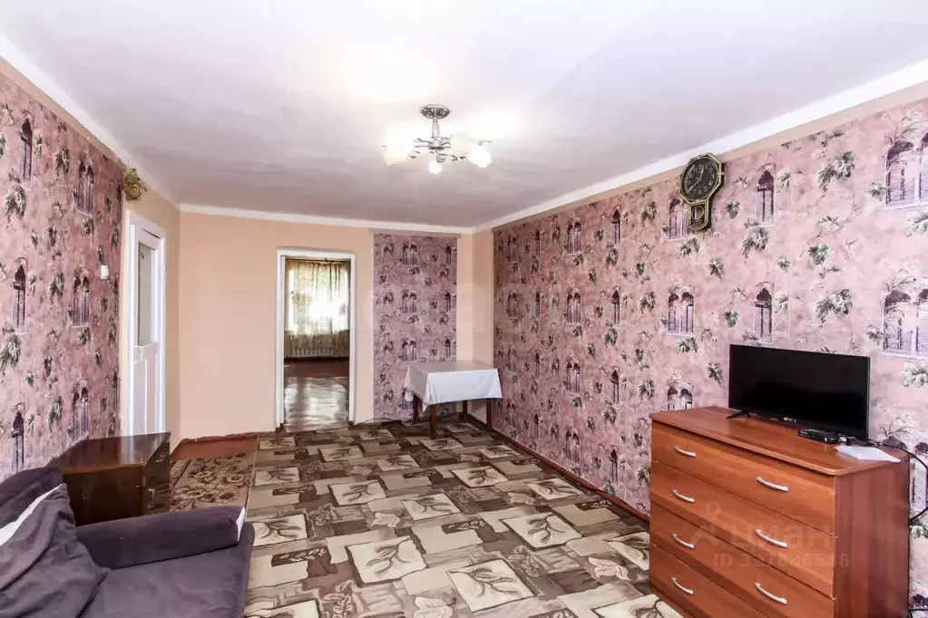 2-к кв. Тюменская область, Тюмень Мелиораторов мкр, 6 (46.5 м) - Фото 1