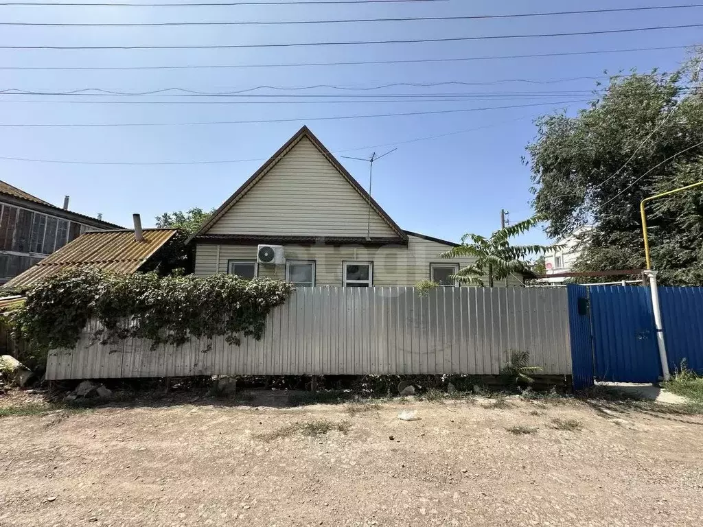 Дом в Астраханская область, Астрахань ул. Жукова, 18 (68 м) - Фото 1