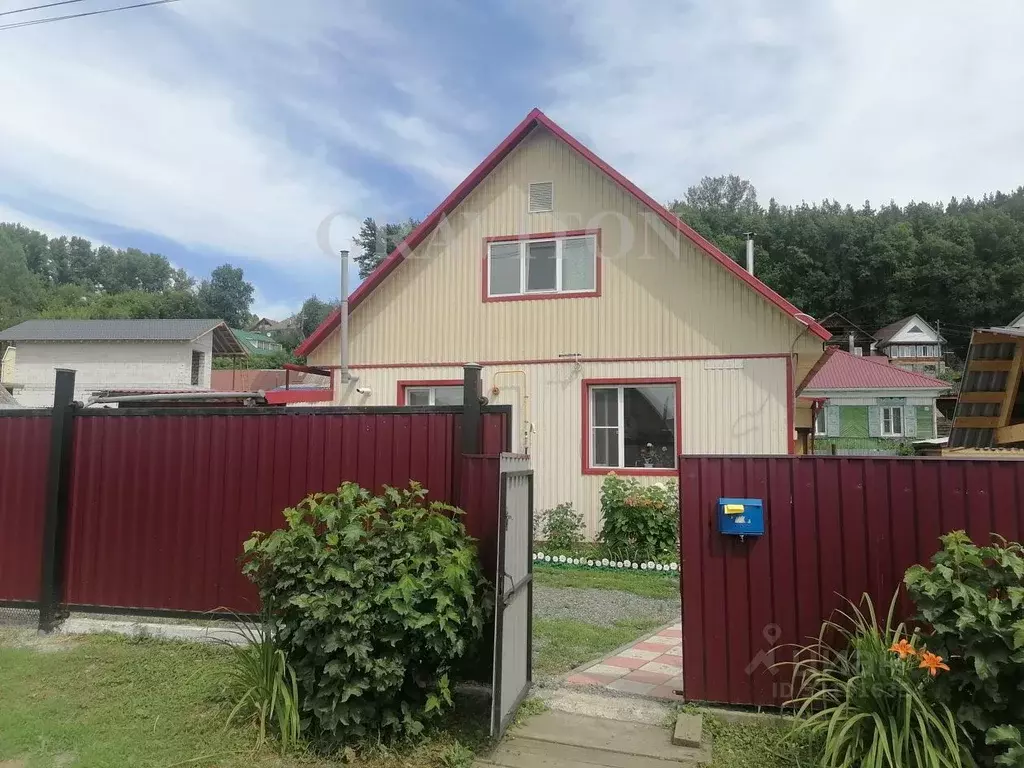 Дом в Алтай, Горно-Алтайск ул. Полежаева (74 м) - Фото 1