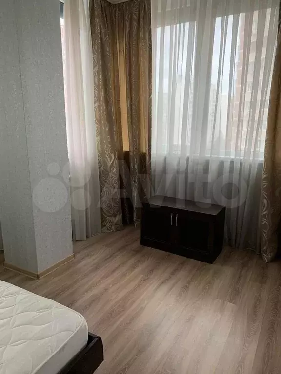 2-к. квартира, 60 м, 8/17 эт. - Фото 1