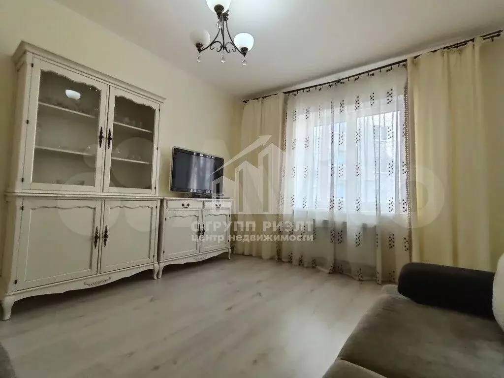 2-к. квартира, 60 м, 3/9 эт. - Фото 0