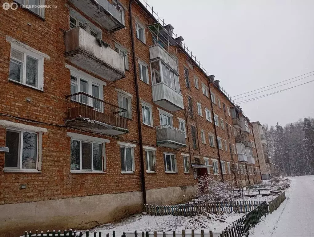 2-комнатная квартира: Ярцево, посёлок ЛМПС, улица ЛММС, 1 (41.6 м) - Фото 1