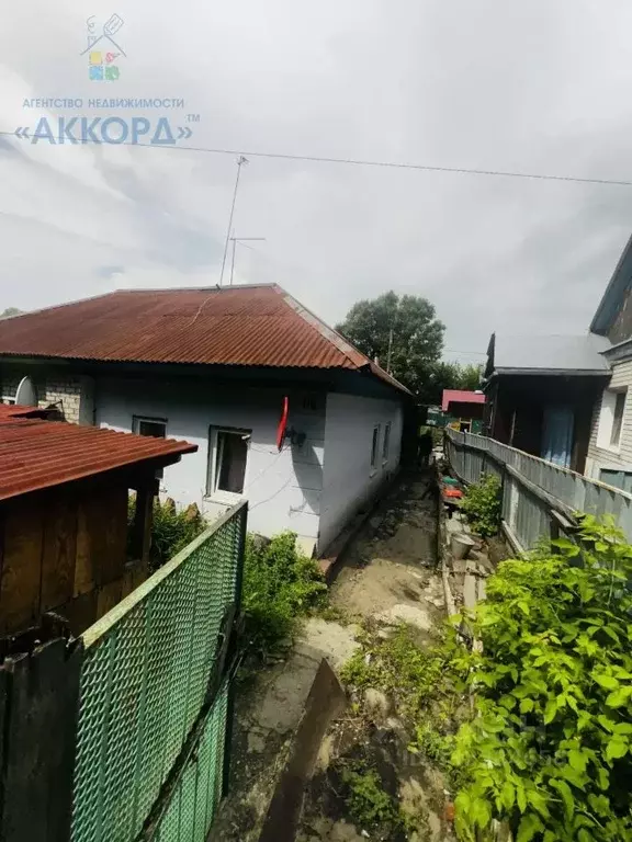 Дом в Алтайский край, Барнаул Путейская ул. (30 м) - Фото 1
