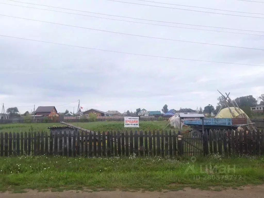 Участок в Свердловская область, Сысертский городской округ, с. ... - Фото 0