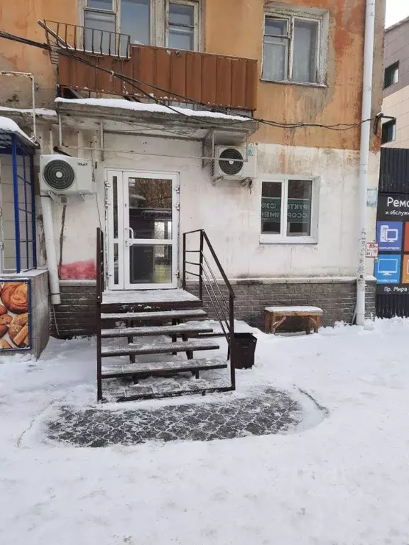 Помещение свободного назначения в Омская область, Омск просп. Мира, 43 ... - Фото 0