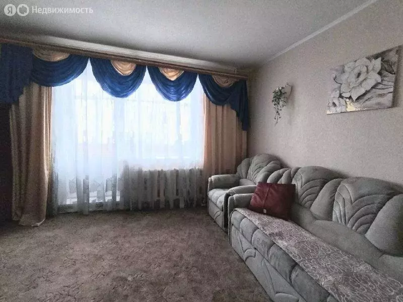 3-комнатная квартира: Тобольск, микрорайон 7А, 32А (65 м) - Фото 1