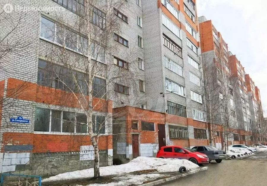 4-комнатная квартира: Тюмень, Станционная улица, 38Б (78 м) - Фото 1