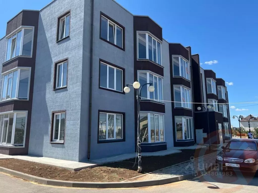 2-к кв. Крым, Сакский район, с. Штормовое ул. 60 лет Октября, 20 (46.5 ... - Фото 1