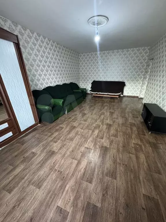 1-к. квартира, 55 м, 2/5 эт. - Фото 1