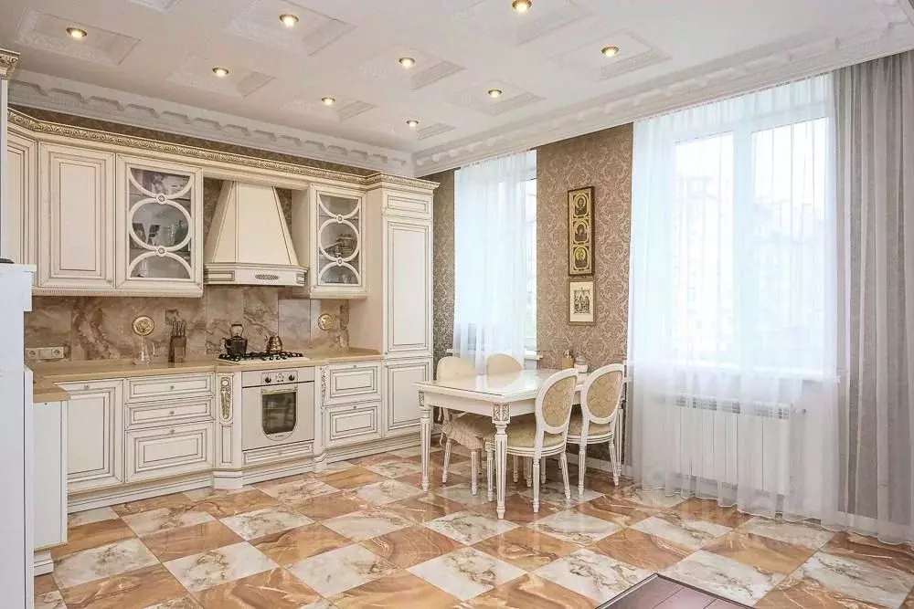 3-к кв. Омская область, Омск ул. Булгакова, 2 (110.0 м) - Фото 2