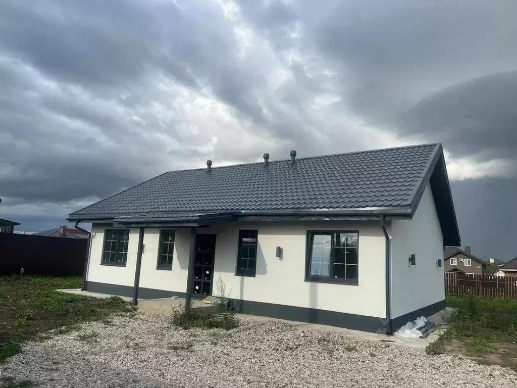 Дом в Пензенская область, Пензенский район, Воскресеновский сельсовет, ... - Фото 1