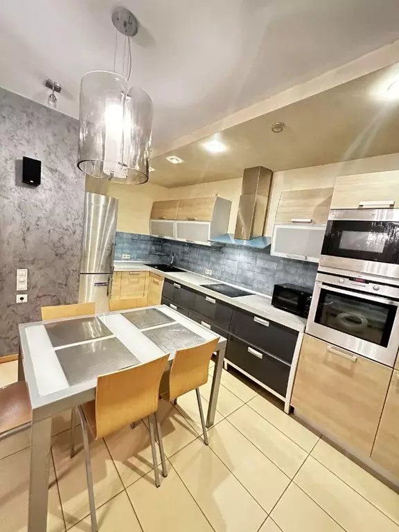 3-к кв. Москва ул. Бажова, 8 (93.0 м) - Фото 2