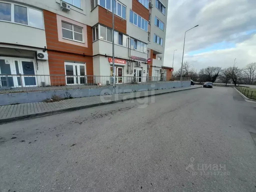 Помещение свободного назначения в Севастополь ул. Горпищенко, 127к1 ... - Фото 0