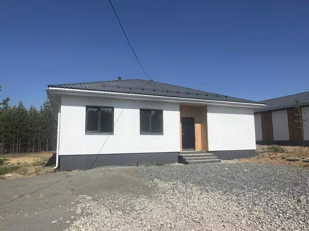 Дом в Свердловская область, Белоярский муниципальный округ, пос. ... - Фото 1