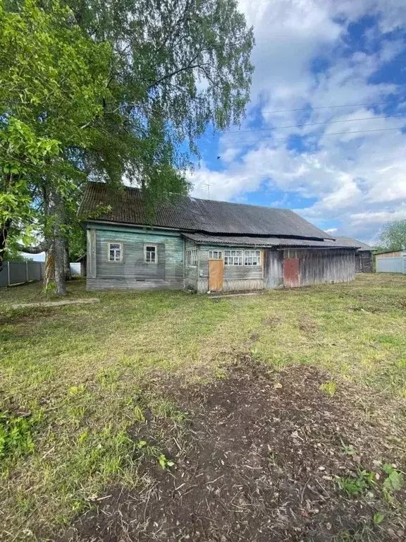 Дом в Вологодская область, Череповецкий район, д. Фоминское ул. ... - Фото 1