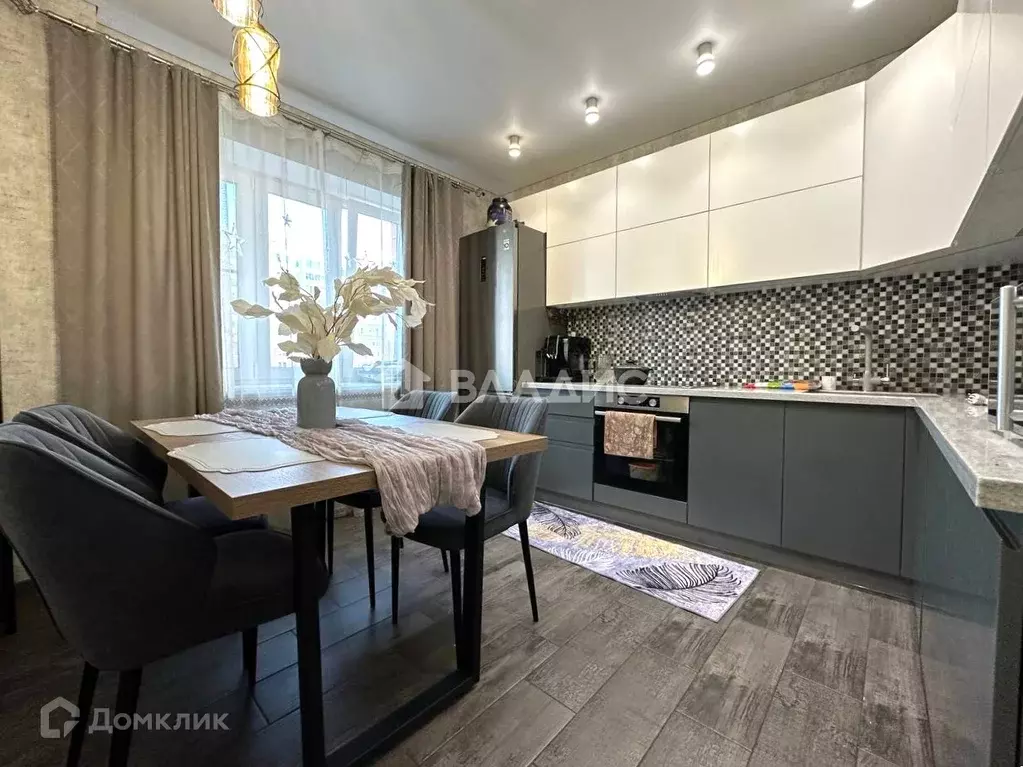 Продаётся 2-к квартира, 63 м - Фото 0