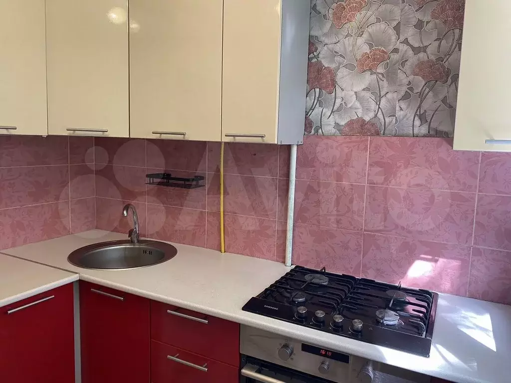 1-к. квартира, 28 м, 2/5 эт. - Фото 0