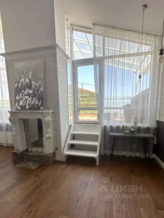 4-к кв. Краснодарский край, Краснодар Пашковская ул., 83 (400.0 м) - Фото 0