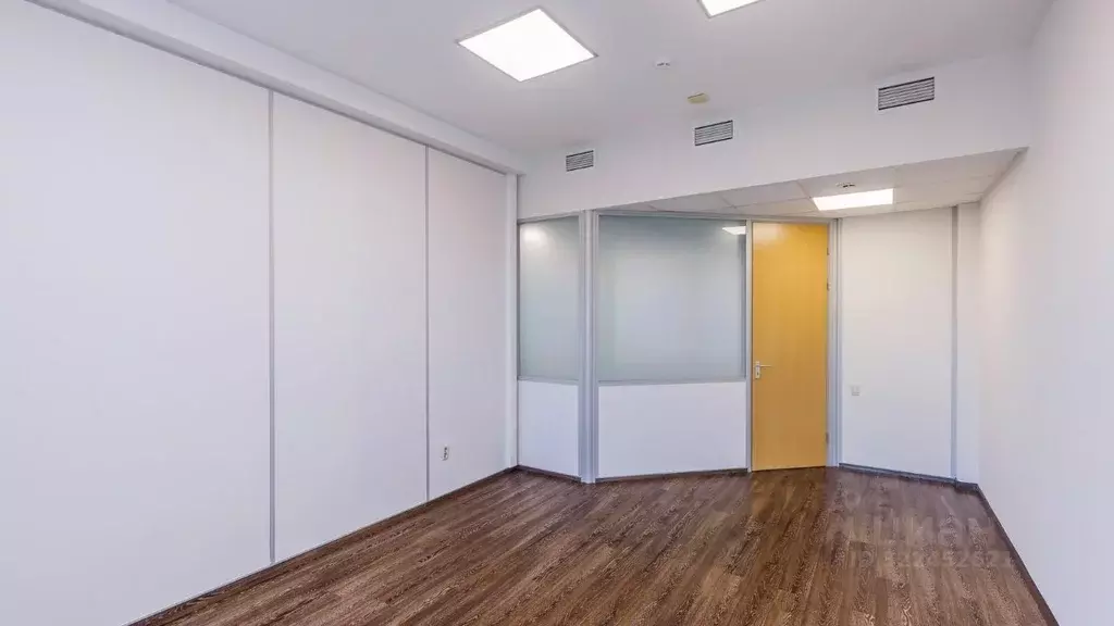 Офис в Санкт-Петербург ул. Чапаева, 15 (22 м) - Фото 2