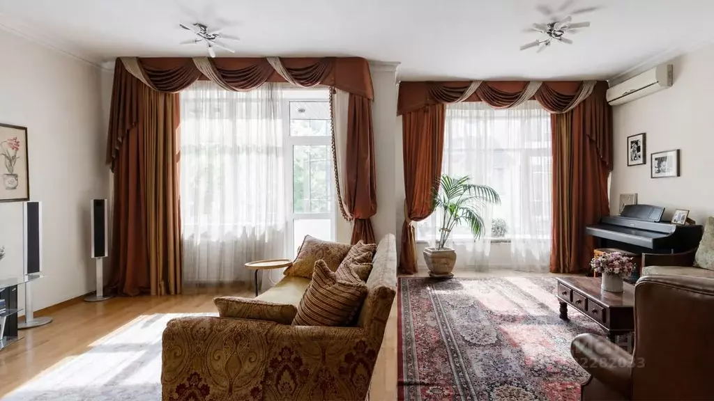 Таунхаус в Москва Осенняя ул., 25К4 (262 м) - Фото 1