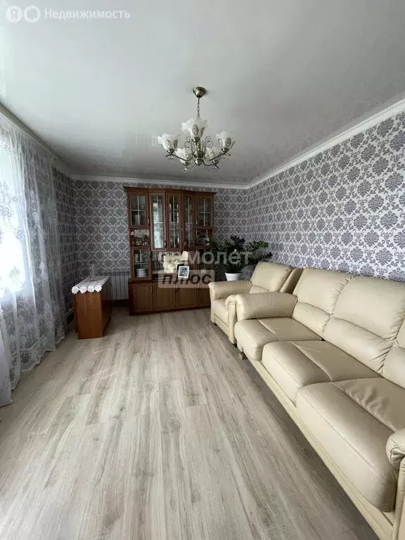 2-комнатная квартира: Астрахань, Каунасская улица, 49к1 (49.2 м) - Фото 1