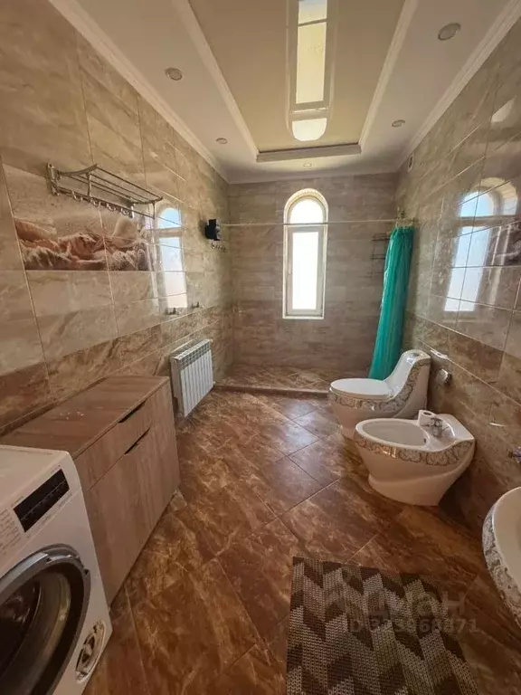 Дом в Крым, Симферопольский район, Молодежное пгт ул. Достлук (190 м) - Фото 2