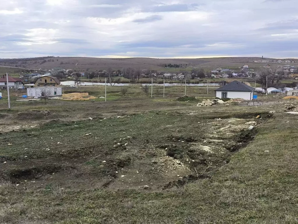 Участок в Крым, Симферопольский район, с. Урожайное ул. Таврическая, ... - Фото 1