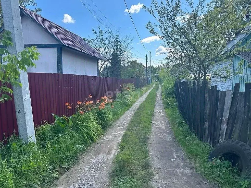 Дом в Брянская область, Брянск Болва садовое общество,  (16 м) - Фото 0