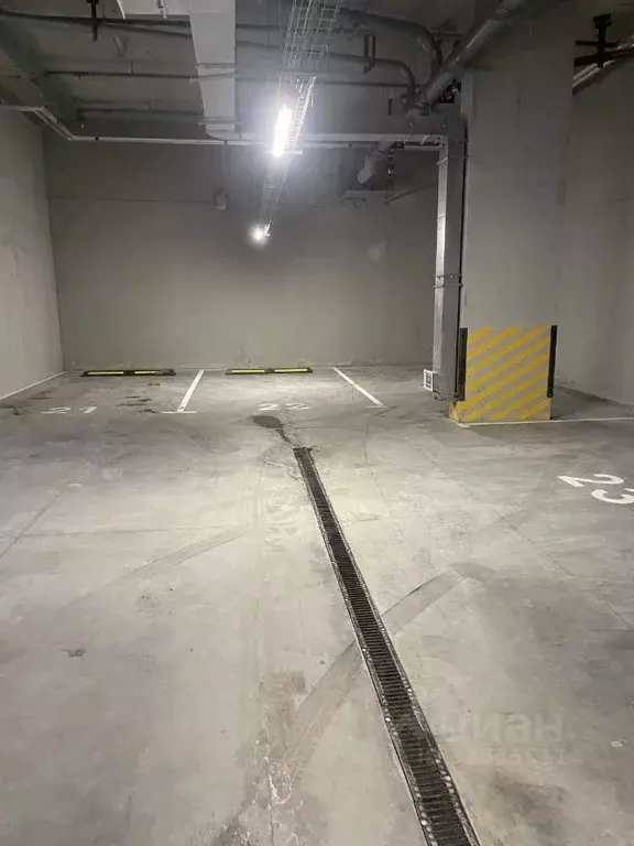 Гараж в Москва ул. Добролюбова, 8к1 (16 м) - Фото 1