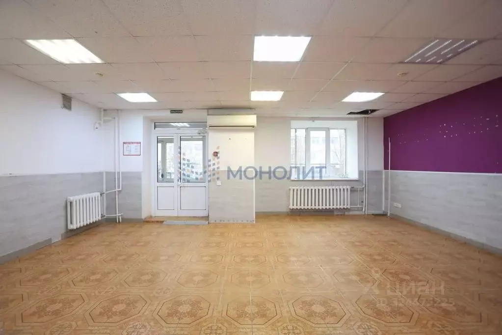 Офис в Нижегородская область, Нижний Новгород ул. Родионова (67 м) - Фото 1