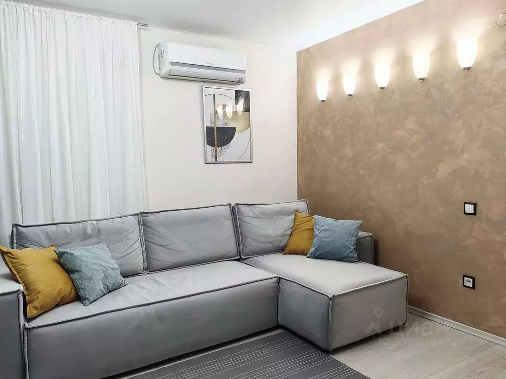 2-к кв. Самарская область, Самара Молодежная ул., 16 (64.6 м) - Фото 0