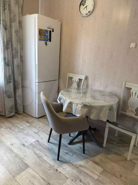 1-к. квартира, 43 м, 1/9 эт. - Фото 0