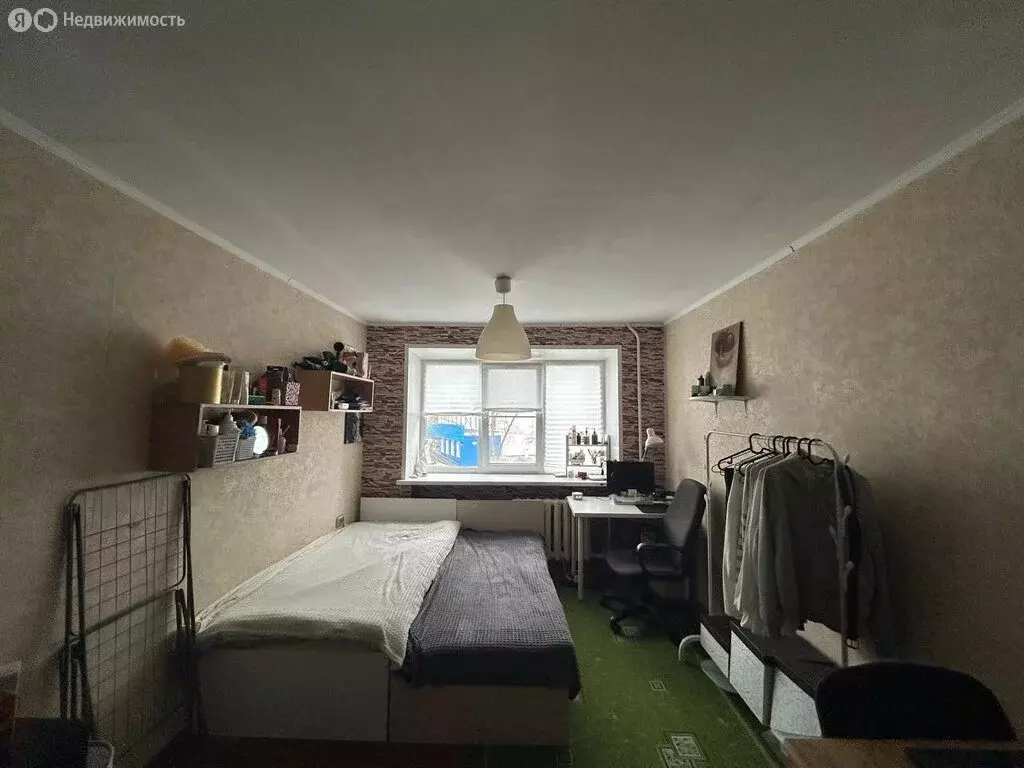 1к в 7-комнатной квартире (18 м) - Фото 0